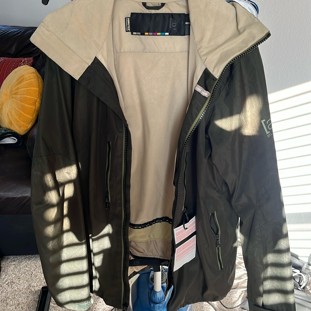 AK Burton Gore-Tex Men’s Snow Jacket